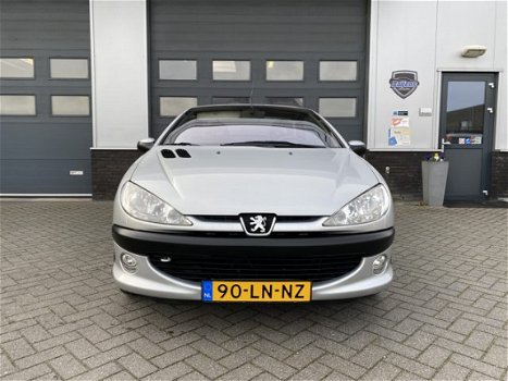 Peugeot 206 CC - 1.6-16V Cabrio - 1