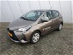 Toyota Yaris - 1.5 VVT-i Active I AIRCO I TREKGEWICHT I - 1 - Thumbnail