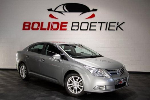 Toyota Avensis - 1.8 VVTi Business Navigatie|Trekhaak|Camera|Dealerondh.|