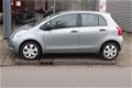 Toyota Yaris - 1.3 VVTi Terra - 1 - Thumbnail