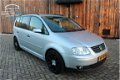 Volkswagen Touran - 1.6-16V FSI Business - 1 - Thumbnail