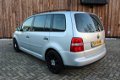 Volkswagen Touran - 1.6-16V FSI Business - 1 - Thumbnail