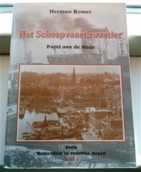 Het Scheepvaartkwartier(Herman Romer, ISBN 9028812881). - 1