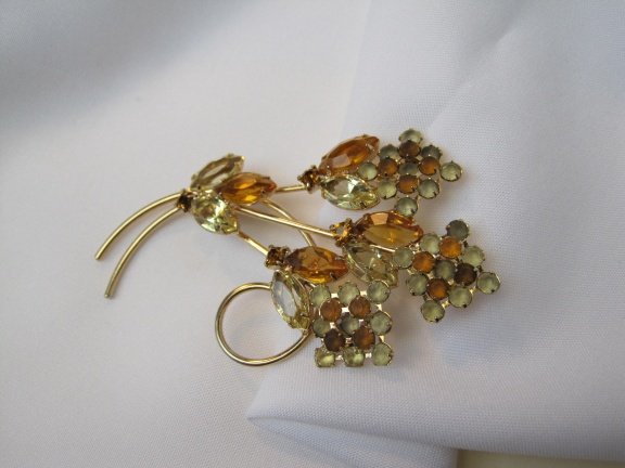 Broche goudkleurig bloemen takjes met frosted en oranje Oostenrijks kristal rijnsteentjes 6.5x4.3 cm - Afbeelding 3