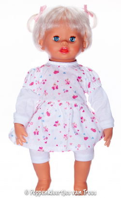 Pop 38 cm 2 dlg. Setje wit/roze/blauwe hartjes