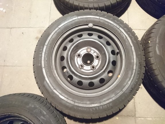 4 Stalen Velgen Hyundai I30 195/65 R15 5x114,3 - Afbeelding 2