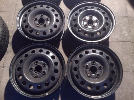 4 Stalen Velgen Vw Sharan T4 Ford Galaxy 16 Inch 5x112 - 1