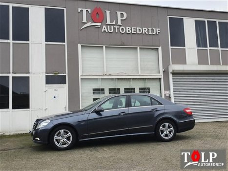 Mercedes-Benz E-klasse - E 200 CDI BlueEFFICIENCY Avantgarde - 1