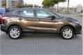 Nissan Qashqai - 1.5 dCi Euro-6 N-Connecta Navi, Stoelverw, Camera, Led, Clima, Cruise, PDC - 1 - Thumbnail