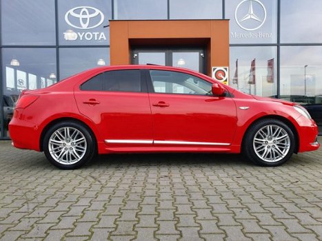 Suzuki Kizashi - 2.4 Sport LEER / SCHUIFDAK / TOP - 1