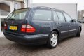 Mercedes-Benz E-klasse Combi - 240 125KW Classic Automaat - 1 - Thumbnail