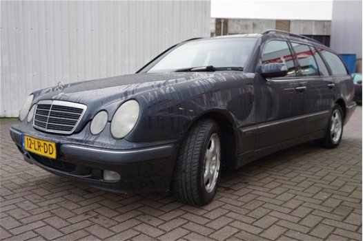 Mercedes-Benz E-klasse Combi - 240 125KW Classic Automaat - 1