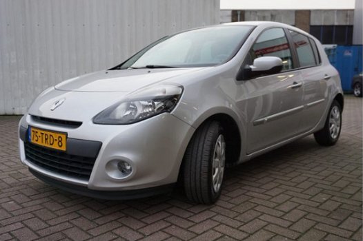 Renault Clio - 1.5 dCi 65KW Authentique - 1