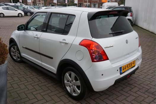 Suzuki Swift - 1.3I 68KW Limited - 1