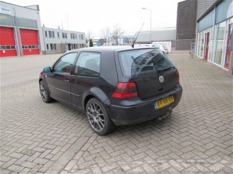 Volkswagen Golf - 2.0 Sportline - 1