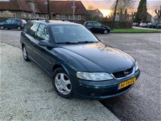 Opel Vectra Wagon - 1.6-16V Business Edition CLIMA BJ. 2000