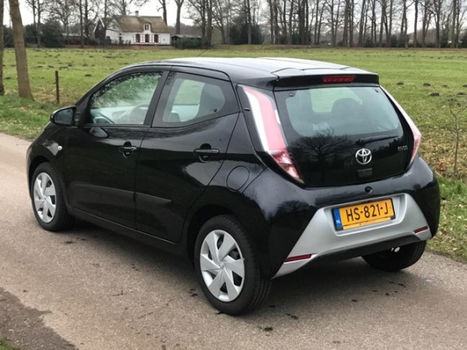 Toyota Aygo - 1.0 VVT-i x-play - 1