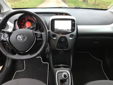 Toyota Aygo - 1.0 VVT-i x-play - 1