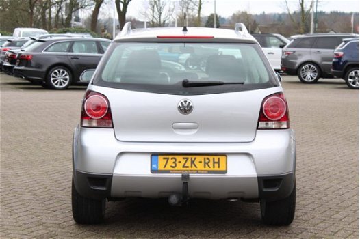 Volkswagen Polo - 1.4-16V Cross / Airco / Dealer onderhouden / Trekhaak / Climatronic / Cruise Contr - 1