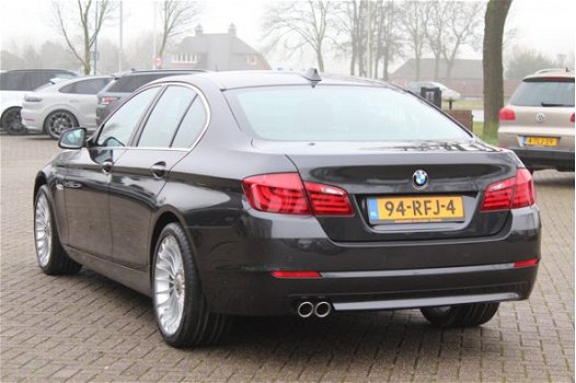 BMW 5-serie - 520d Executive / Navigatie / Parkeerhulp / 19'' Alpina velgen / Xenon / Cruise Control - 1