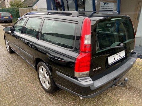 Volvo V70 - 2.4 Comfort Line 140PK - 1