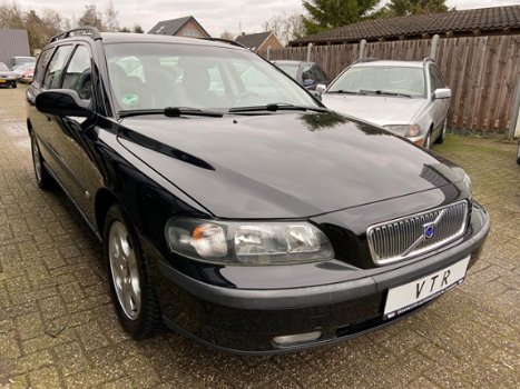 Volvo V70 - 2.4 Comfort Line 140PK - 1