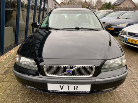 Volvo V70 - 2.4 Comfort Line 140PK - 1