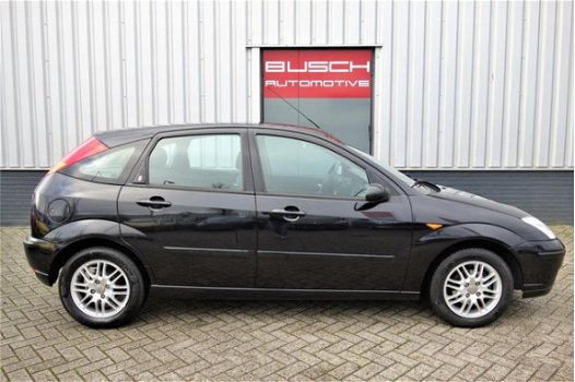 Ford Focus - 1.6 16V 5 deurs Ghia | AUTOMAAT | VAN 2e EIG | - 1