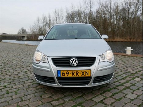 Volkswagen Polo - 1.4-16V Turijn - 1