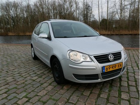 Volkswagen Polo - 1.4-16V Turijn - 1