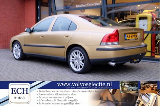 Volvo S60 - 2.4 140 pk Edition Climate Control, 17 inch, Trekhaak - 1