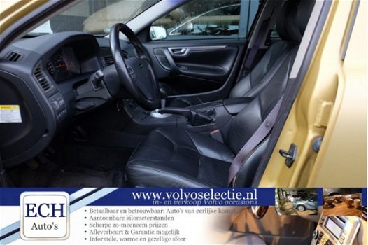 Volvo S60 - 2.4 140 pk Edition Climate Control, 17 inch, Trekhaak - 1