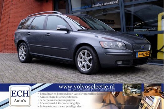 Volvo V50 - 2.4 140 pk Climate Control, 16 inch, Lage km-stand - 1