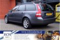 Volvo V50 - 2.4 140 pk Climate Control, 16 inch, Lage km-stand - 1 - Thumbnail