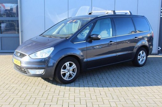 Ford Galaxy - 2.0 TDCI GHIA AIRCO NAVI BLEUTOOTH TREKHAAK - 1