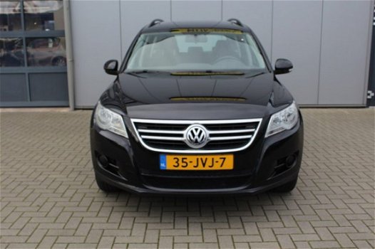 Volkswagen Tiguan - 1.4 TSI TRENDenFUN AIRCO NAVI TREKHAAK - 1