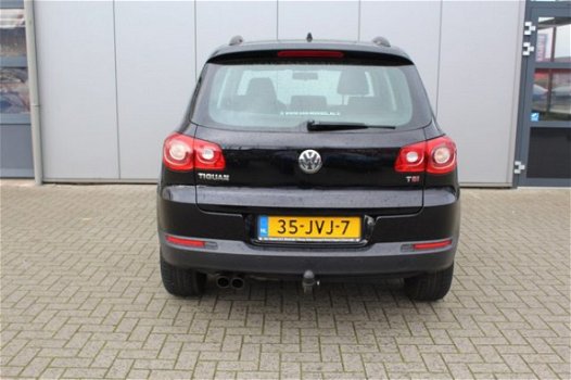 Volkswagen Tiguan - 1.4 TSI TRENDenFUN AIRCO NAVI TREKHAAK - 1