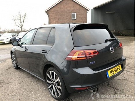 Volkswagen Golf - gte 1.4 tsi 225pk dsg aut.+ f1 plug-in hybride - navi - xenon led - 18 inch - stoe - 1