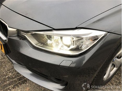 BMW 3-serie - 320d 163pk 8-traps aut.+ f1 exe sedan - xenon - navi - leer - sportinter + onderstel - - 1