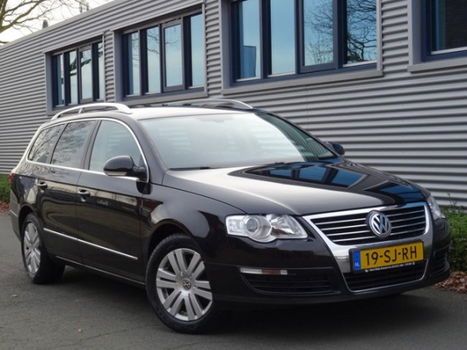 Volkswagen Passat Variant - 2.0 TDI Highline Navi Leder PDC - 1