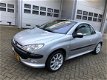 Peugeot 206 CC - 2.0-16V Cabrio LEER|CLIMA APK: 05-2020 - 1 - Thumbnail