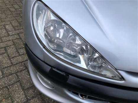 Peugeot 206 CC - 2.0-16V Cabrio LEER|CLIMA APK: 05-2020 - 1