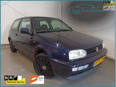 Volkswagen Golf - 1.9 D CL kat