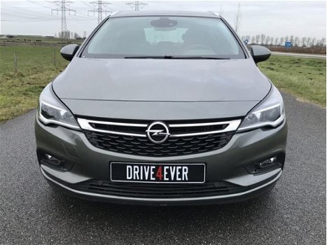 Opel Astra Sports Tourer - 1.4 Innovation Full 2018 Aut met Navi/Leder/Lane assist - 1