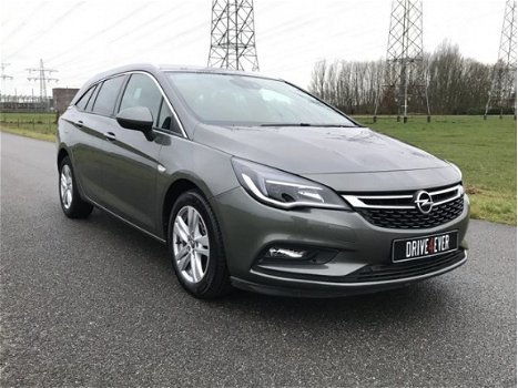 Opel Astra Sports Tourer - 1.4 Innovation Full 2018 Aut met Navi/Leder/Lane assist - 1