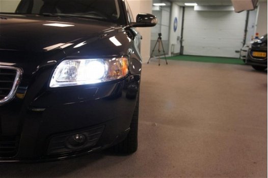 Volvo V50 - 2.0 2e EIG | 121DKM | DEALERAUTO | XENON| SUMMUM - 1