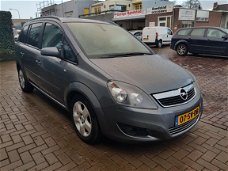 Opel Zafira - 1.6 Executive navi/airco/lmv/7p/parkeersensoren/apk