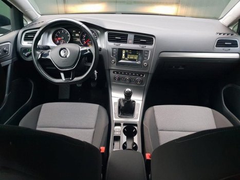 Volkswagen Golf - 1.2 TSI Easyline met Airco en nieuwe APK - 1