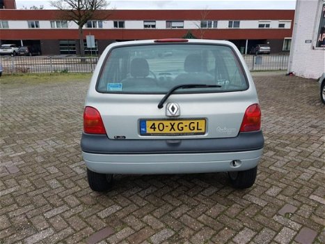 Renault Twingo - 1.2-16V Emotion AFGEPRIJSD - 1