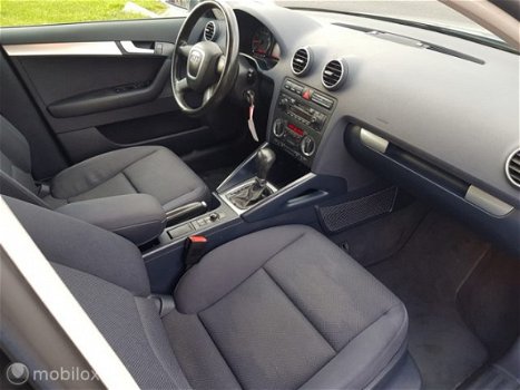 Audi A3 Sportback - 1.6 Ambiente - 1